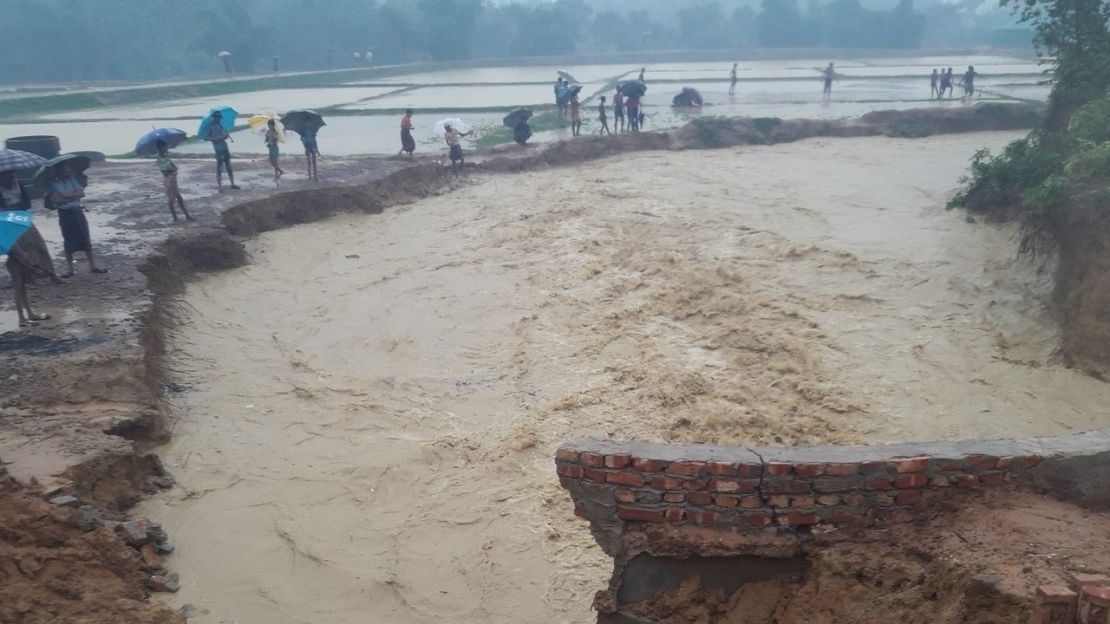 Überschwemmungen im Flüchtlingslager Kutupalong in Bangladesch