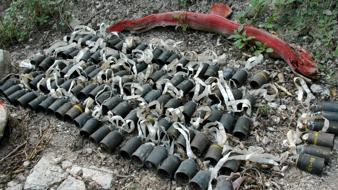 Regroupement d'armes à sous-munitions