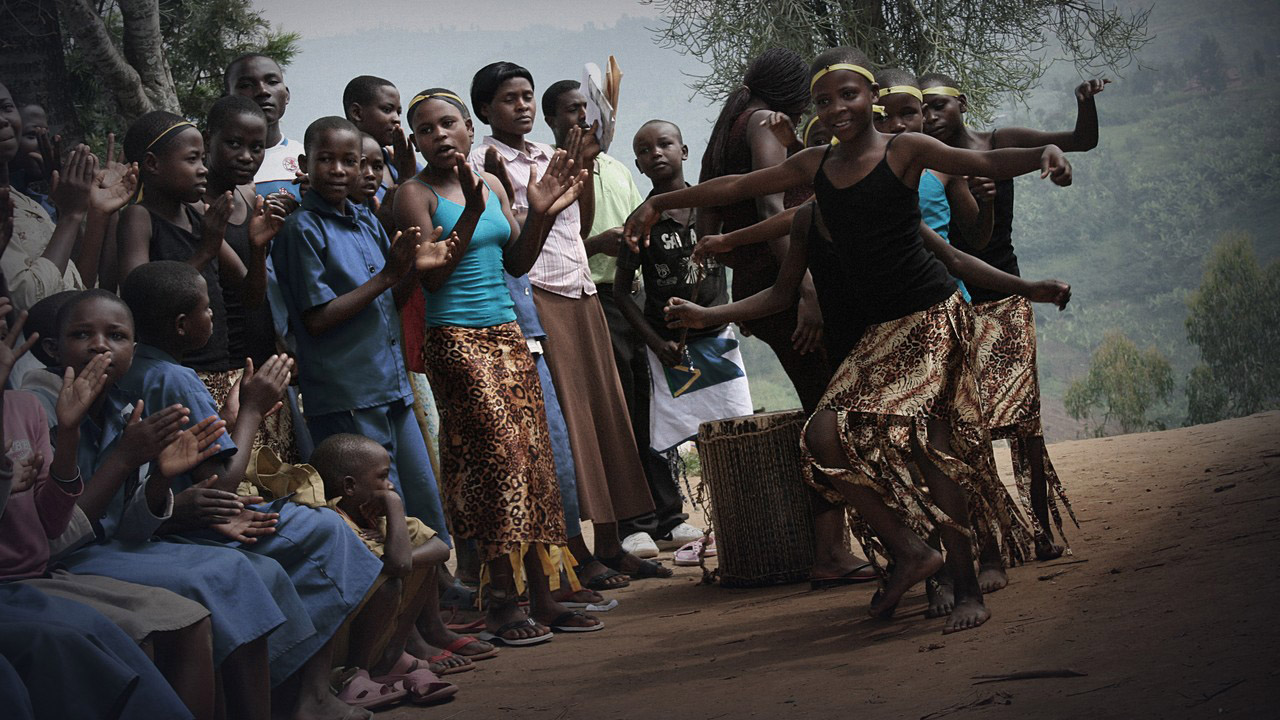 Theaterstück von Kindern gegen sexuelle Gewalt - HI Ruanda
