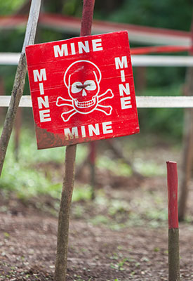 Landminen und andere Waffen